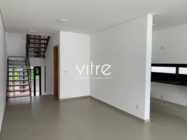 Casa à venda no bairro Jardim Karaíba em Uberlândia/MG