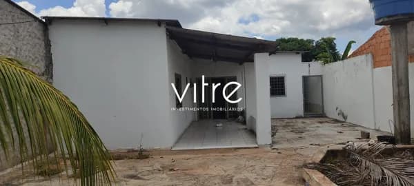 Casa à venda no bairro Granada em Uberlândia/MG