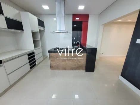 Casa à venda no bairro Aclimação em Uberlândia/MG