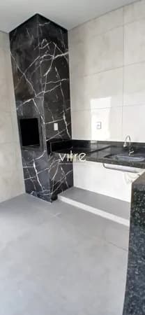 Casa à venda no bairro Santa Rosa em Uberlândia/MG