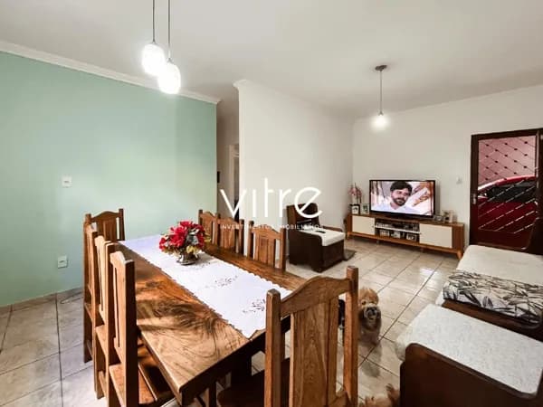Casa à venda no bairro Pacaembu em Uberlândia/MG