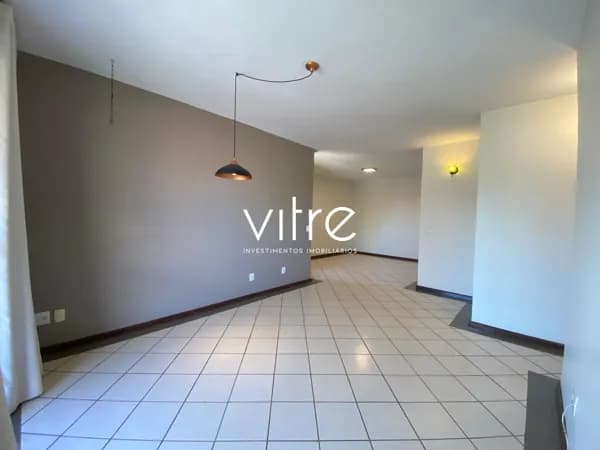 Apartamento à venda no bairro Saraiva em Uberlândia/MG