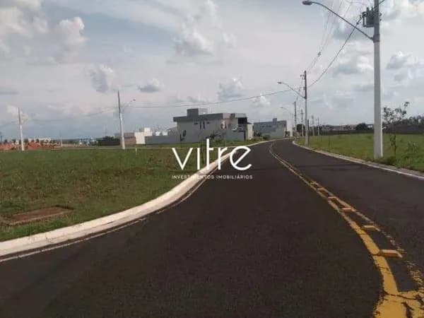 Terreno à venda no bairro Shopping Park em Uberlândia/MG