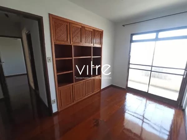 Apartamento à venda no bairro Martins em Uberlândia/MG