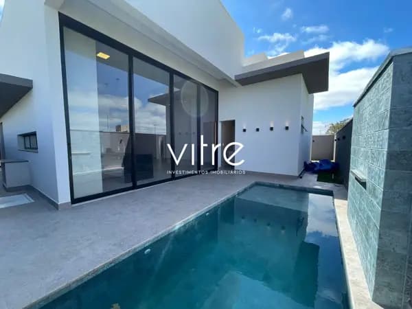 Casa à venda no bairro Laranjeiras em Uberlândia/MG