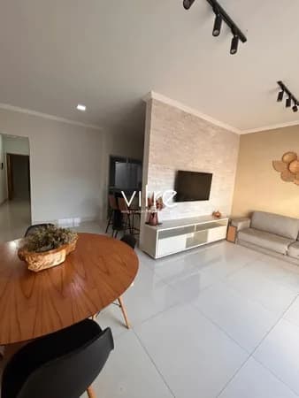 Casa à venda no bairro Novo Mundo em Uberlândia/MG