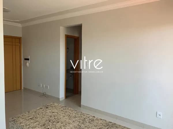 Apartamento à venda no bairro Santa Mônica em Uberlândia/MG