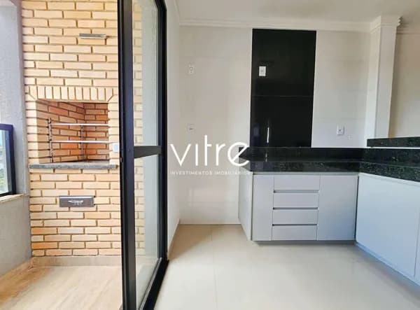 Apartamento à venda no bairro Osvaldo Rezende em Uberlândia/MG