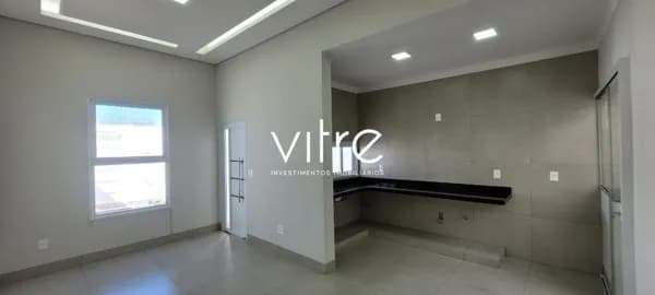 Casa à venda no bairro Novo Mundo em Uberlândia/MG