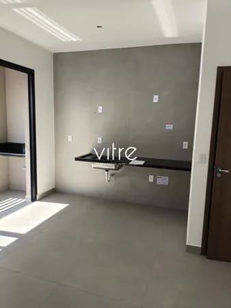 Apartamento à venda no bairro Saraiva em Uberlândia/MG