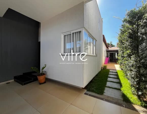 Casa à venda no bairro Laranjeiras em Uberlândia/MG
