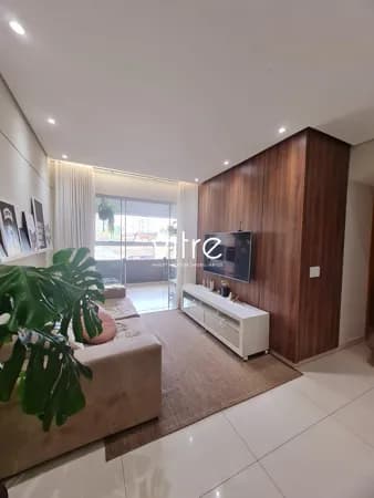 Apartamento à venda no bairro Santa Mônica em Uberlândia/MG