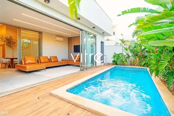 Casa à venda no bairro Nova Uberlândia em Uberlândia/MG