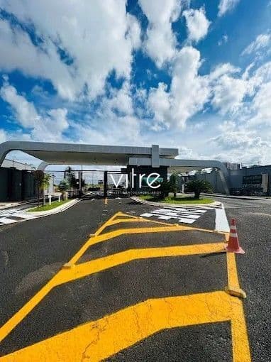 Terreno à venda no bairro Shopping Park em Uberlândia/MG