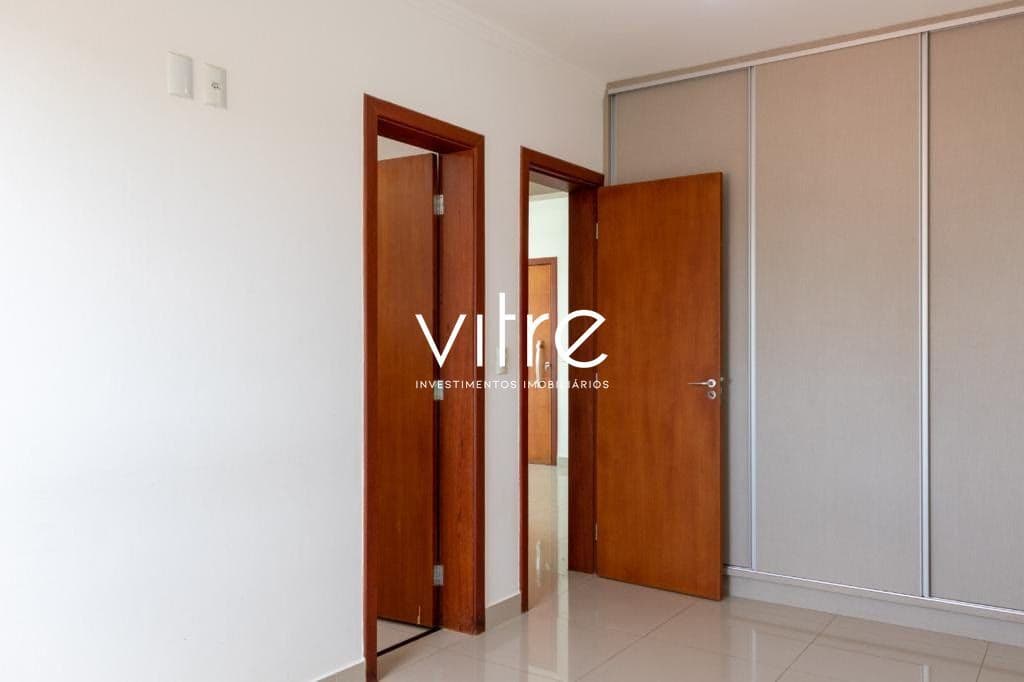 Apartamento à venda no bairro Santa Mônica em Uberlândia/MG