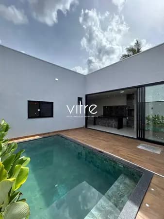 Casa à venda no bairro Alto Umuarama em Uberlândia/MG
