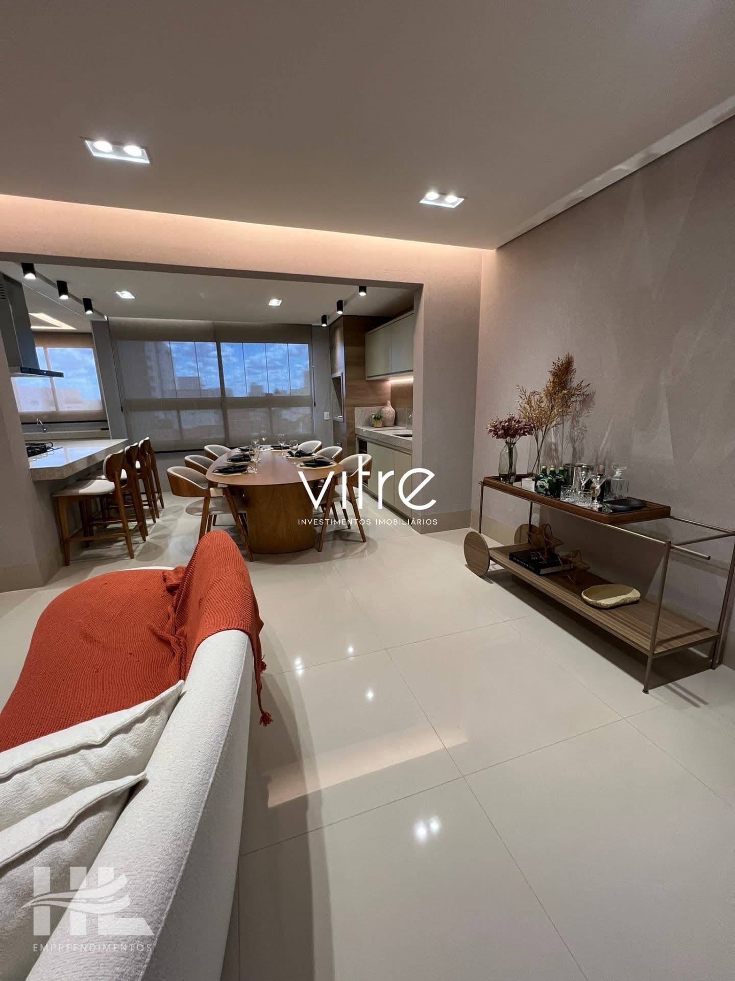 Apartamento à venda no bairro Santa Mônica em Uberlândia/MG