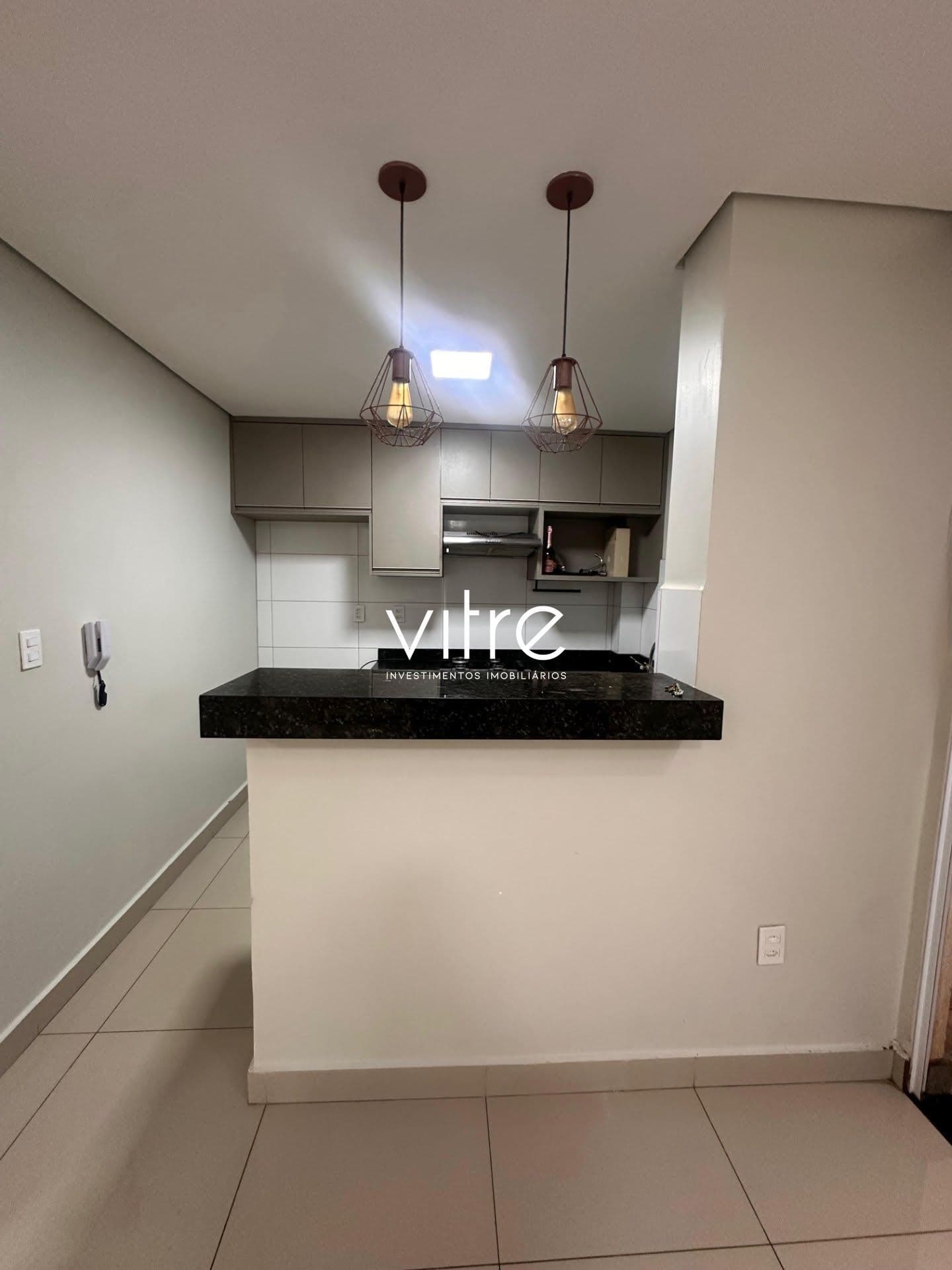 Apartamento à venda no bairro Jardim Holanda em Uberlândia/MG