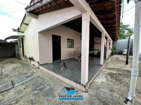 Casa Residencial no Centro de Araputanga/MT.