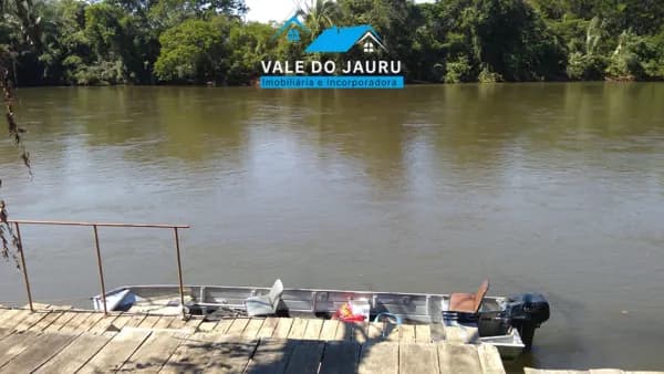 Rancho a beira do Rio Sepotuba
