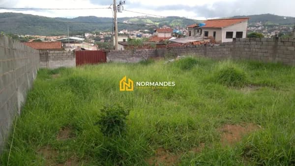 Terreno à venda no bairro Cachoeira do Campo em Ouro Preto/MG