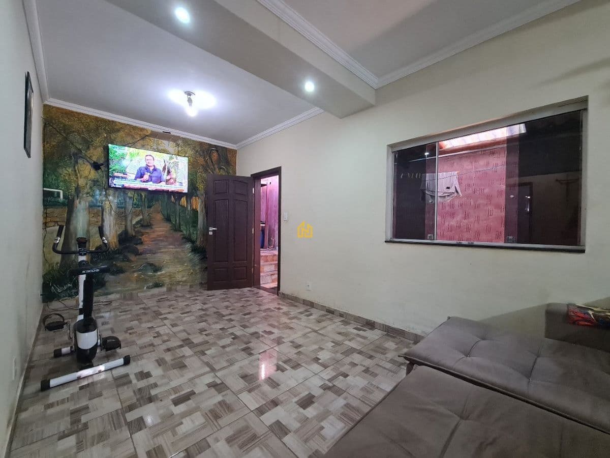 Sua Nova Casa com Galpão