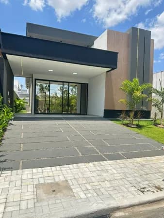 Casa de Alto Padrão à Venda no Condomínio Terra Brasilis Jardins do Lago – 3 Suítes | Piscina