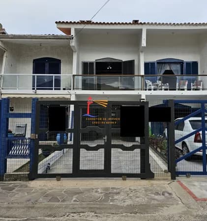 Triplex à venda na praia de Tramandaí/RS