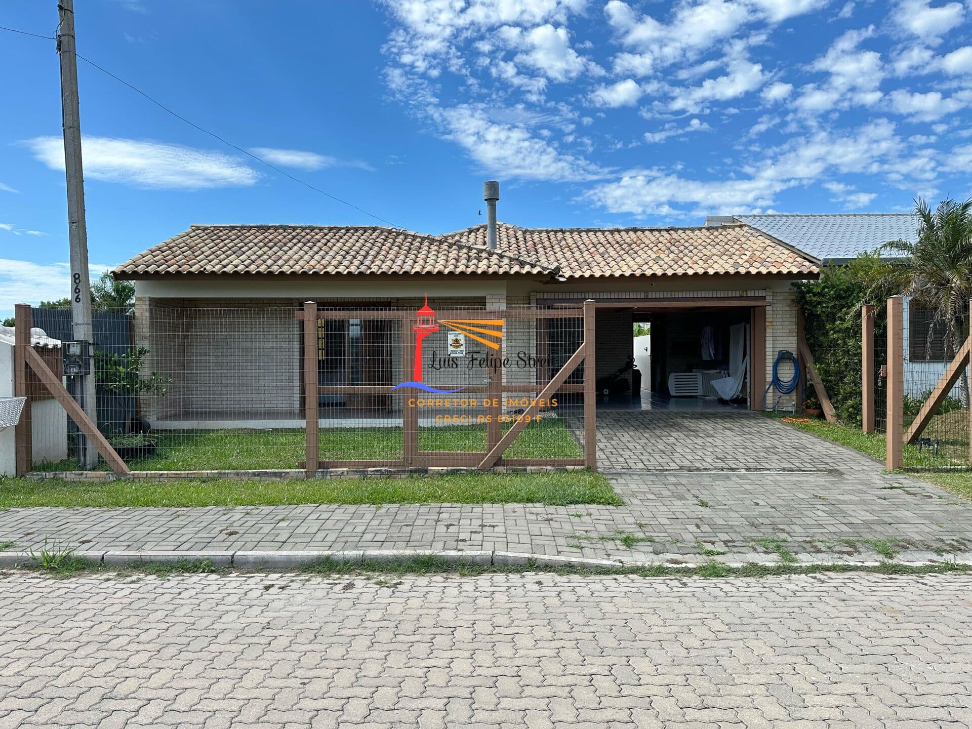 Casa à venda na praia de Noiva do Mar em Xangri-lá/RS