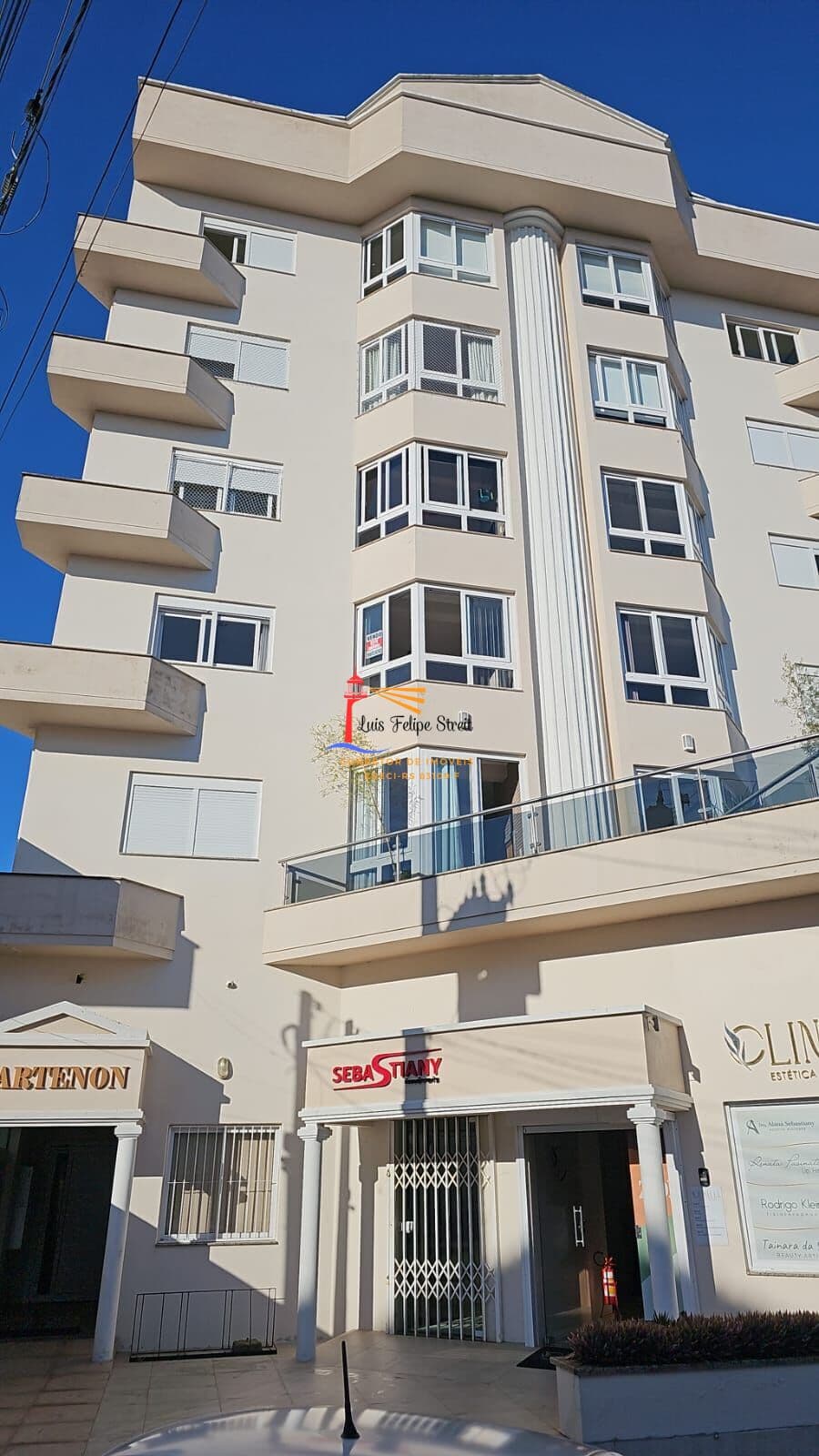 Apartamento à venda no Edifício Partenon no centro de São Sebastião do Caí/RS