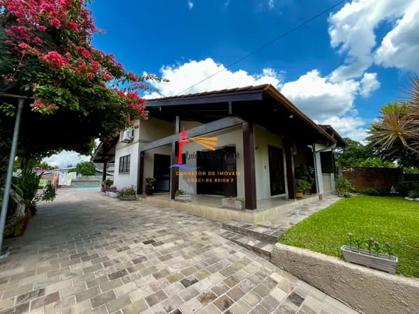 Casa à venda no bairro Vila Rica em São Sebastião do Caí/RS