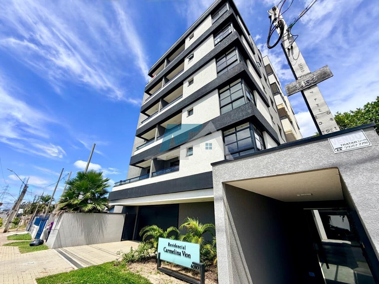 Apartamento mobiliado à venda no bairro São Pedro em São José dos Pinhais