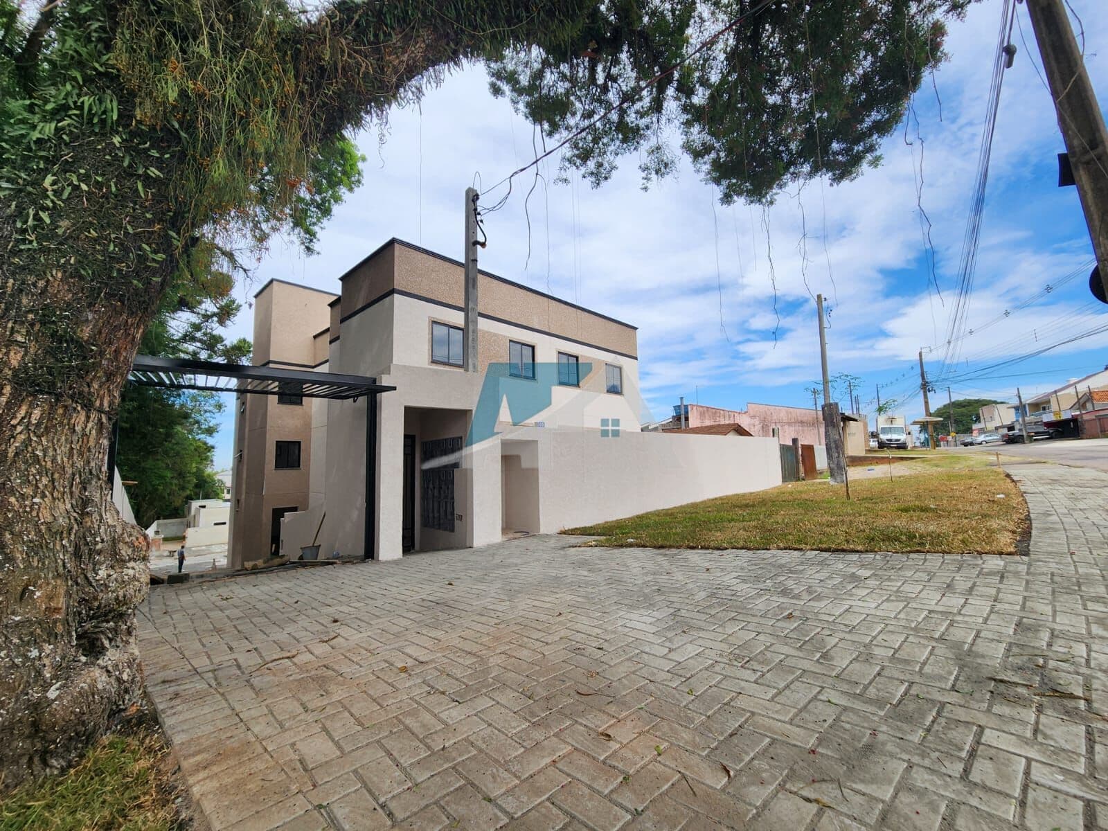 Apartamento à venda no Bairro Santo Antônio – São José dos Pinhais.