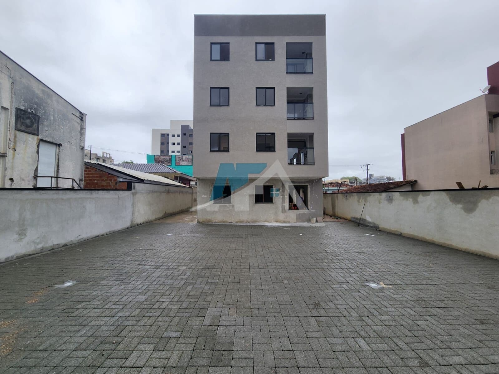 Apartamento Garden à venda no Bairro Boneca do Iguaçu.