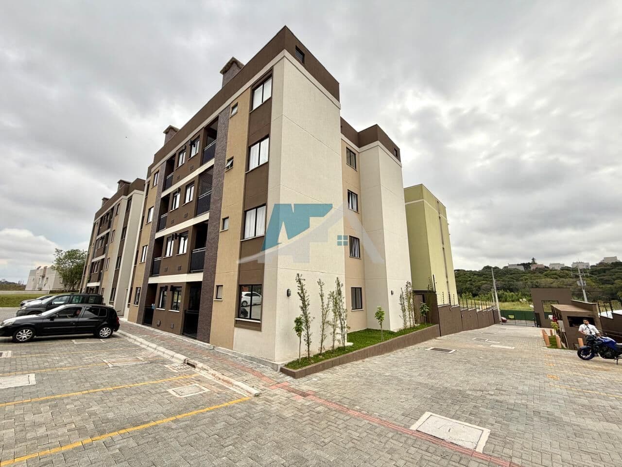 Apartamento a venda no bairro Santo Antônio /São José dos Pinhais.