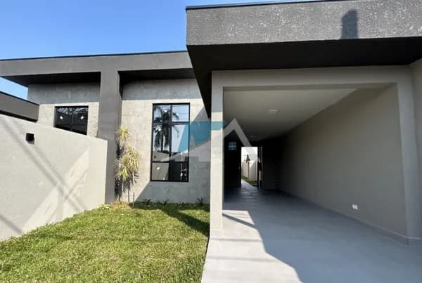 CASA EM ALTO PADRÃO NO BAIRRO CIDADE JARDIM EM SÃO JOSÉ DOS PINHAIS.