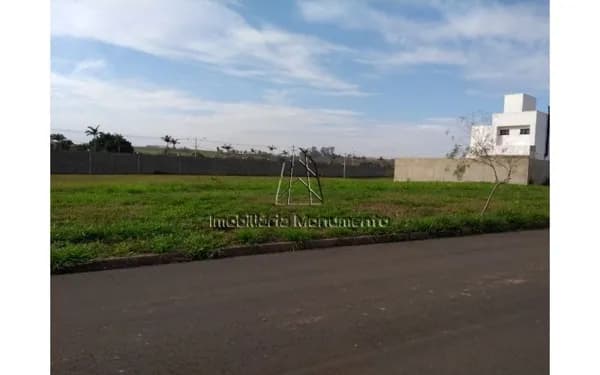 Terreno à venda no bairro Ártemis em Piracicaba/SP