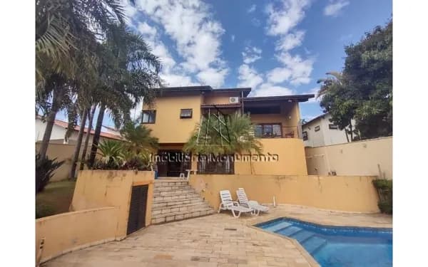 Casa à venda no bairro Jardim Porangaba em Águas de São Pedro/SP
