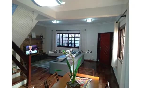 Casa à venda no bairro Santa Terezinha em Piracicaba/SP