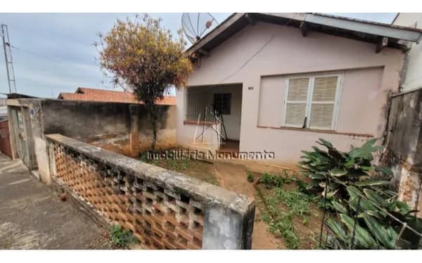 Casa à venda no bairro Jaraguá em Piracicaba/SP
