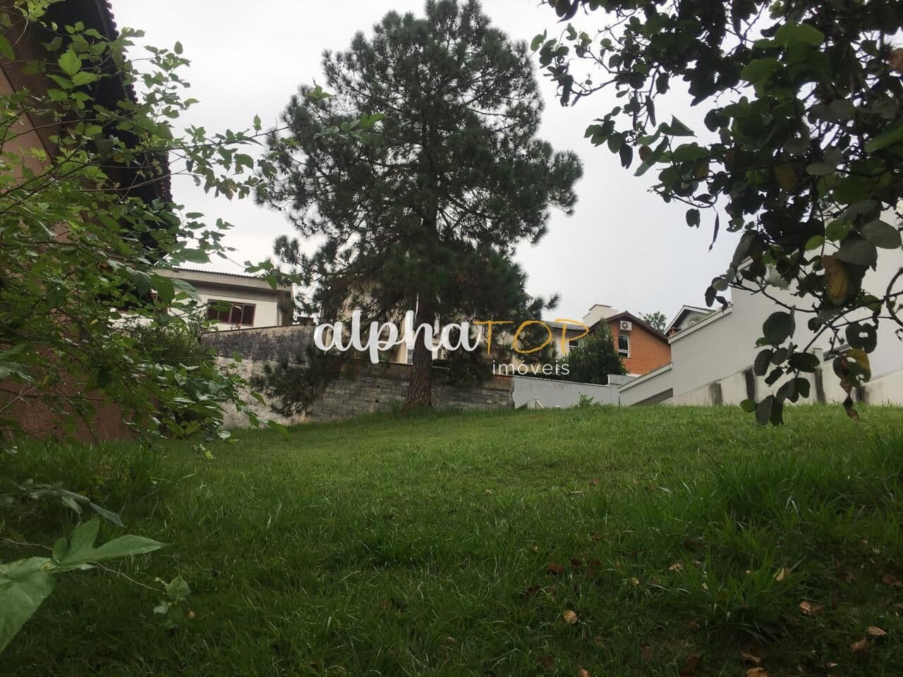 Lote/Terreno em Santana de Parnaíba - Alphaville