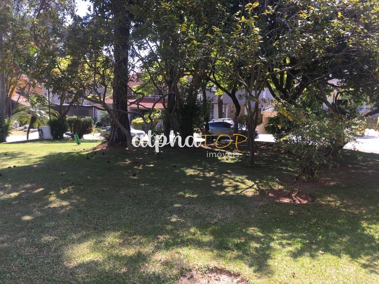 Lote/Terreno em Santana de Parnaíba - Alphaville