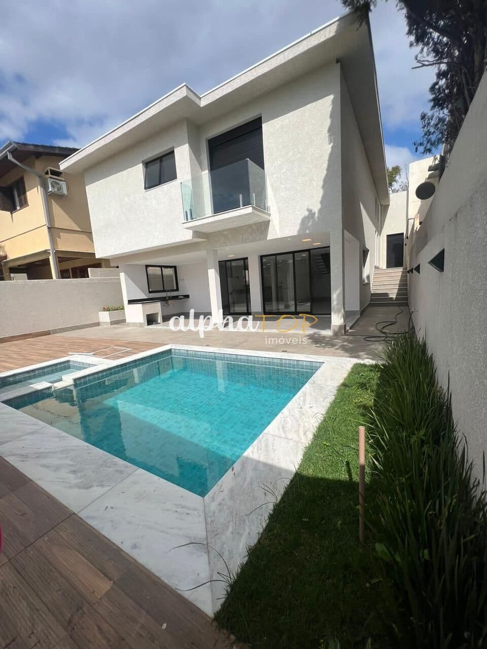 Casa em Condomínio em Alphaville, Santana de Parnaíba/SP