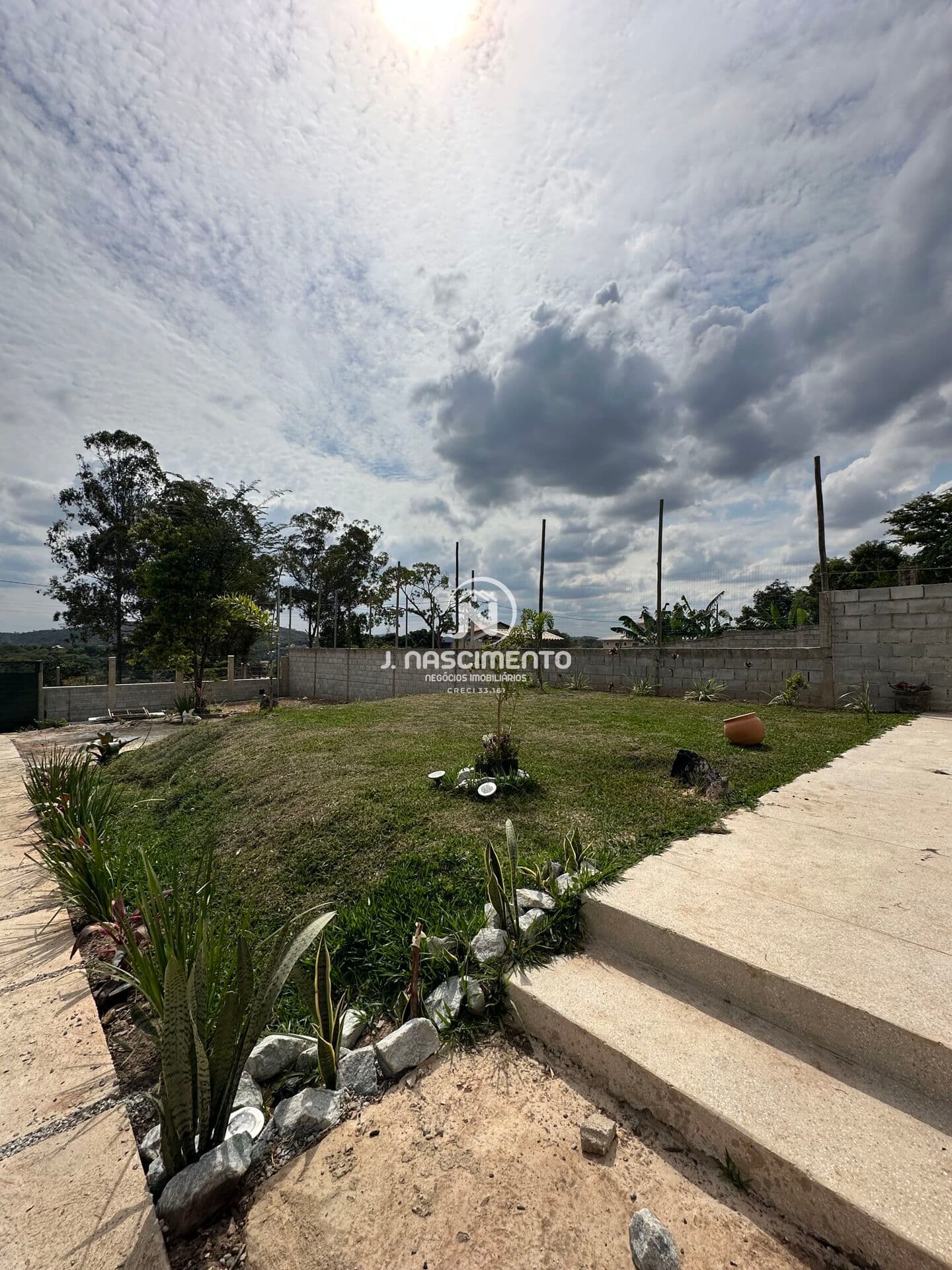 Chácara a venda no bairro Estâncias Imperiais em Contagem - MG