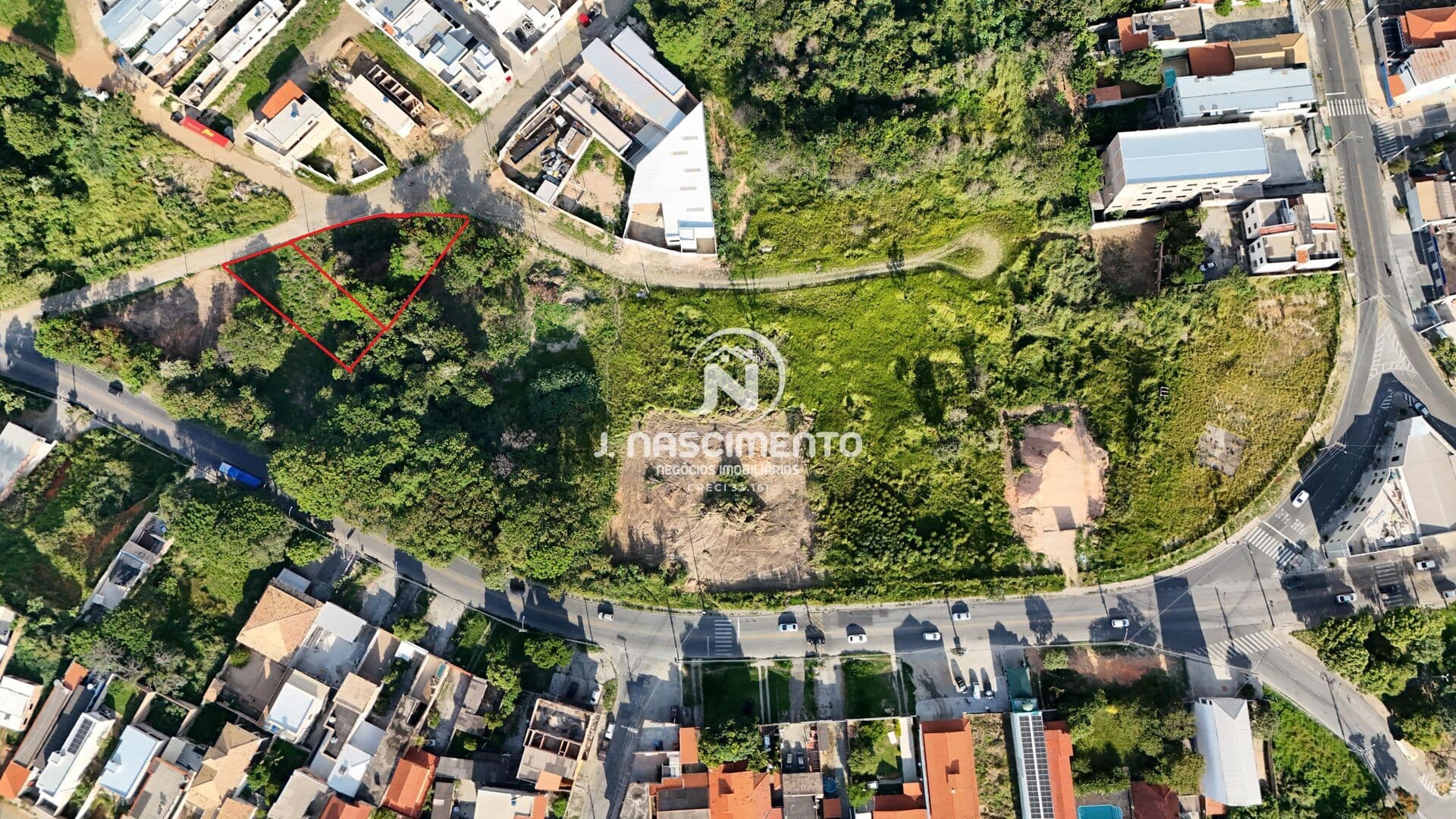 Lote Comercial e Residencial no bairro Tropical em Contagem