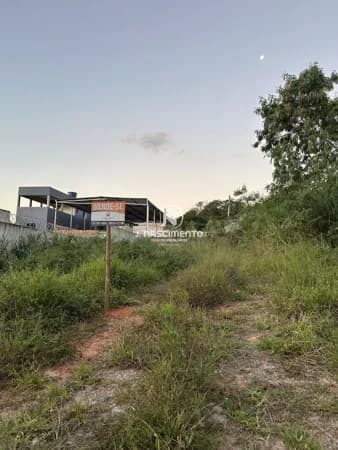Lote de 340 m2 á venda no bairro Tropical em Contagem -MG