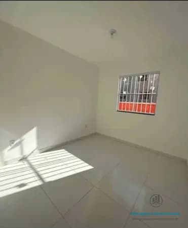 Casa recém construída em unamar