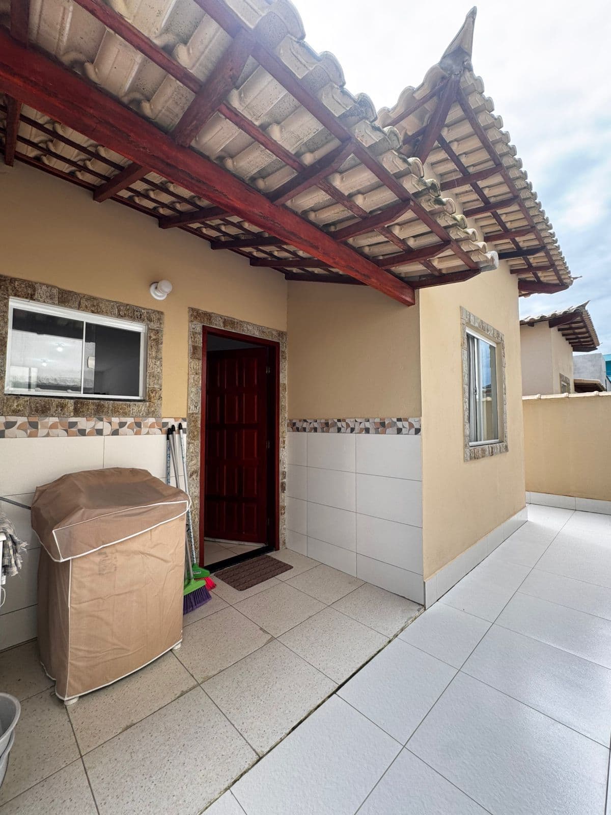 Casa de Condomínio em Cabo Frio - Unamar (Tamoios)