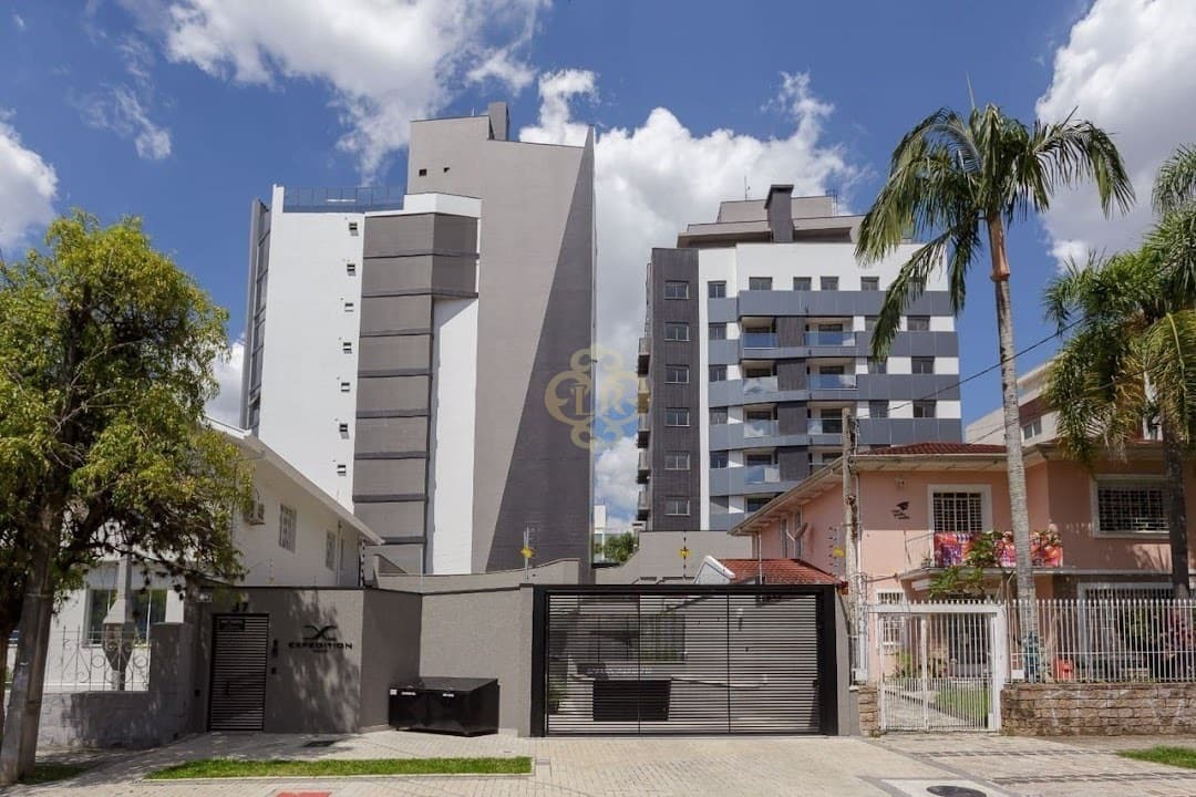 Apartamento Residencial à venda, Centro, Curitiba - AP0053.