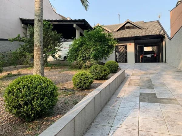 Sobrado com 4 dormitórios à venda por R$ 1.290.000,00 - Silveira da Motta - São José dos Pinhais/PR